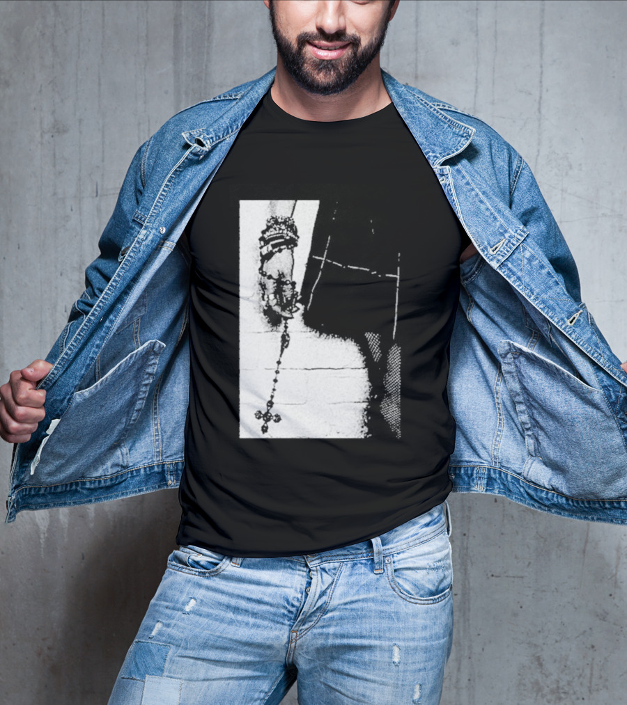 The Pretty Reckless Rosary Baphomet XScreaming T-Shirt