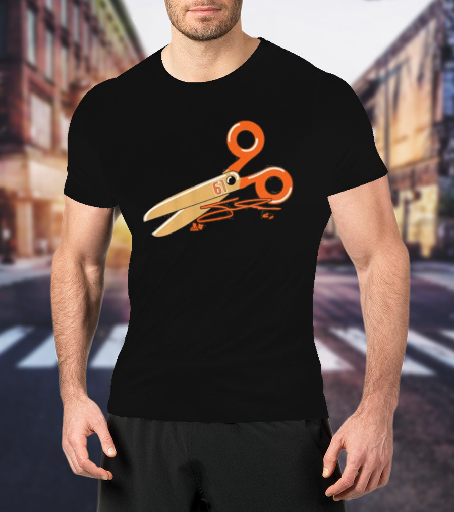 Cutter Gauthier Scissors 61 Orange T-Shirt