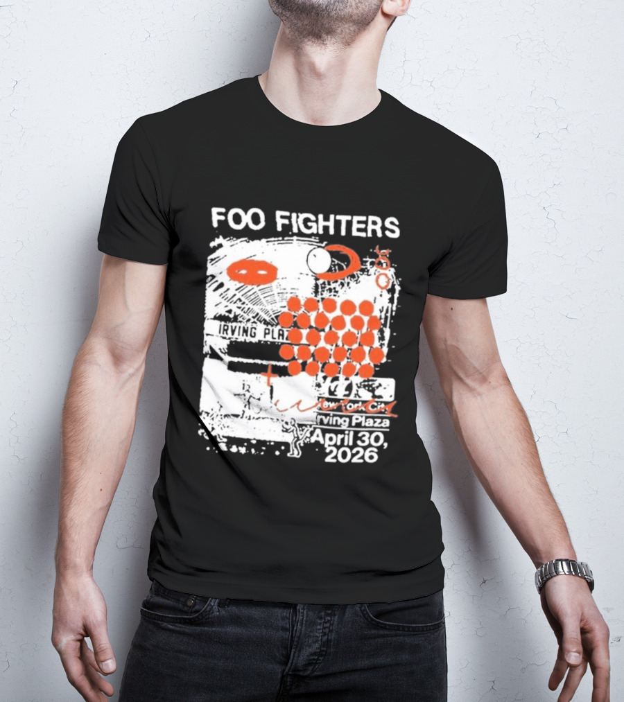 Foo Fighters April 30 New York 2026 Red Dots Abstract T-Shirt