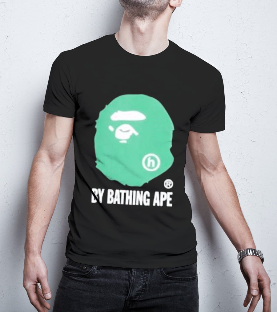 Bape A Bathing Ape Green Big Ape Head Hologram By Bathing Ape And Bapesta Trucker Hat Set 2026 T-Shirt