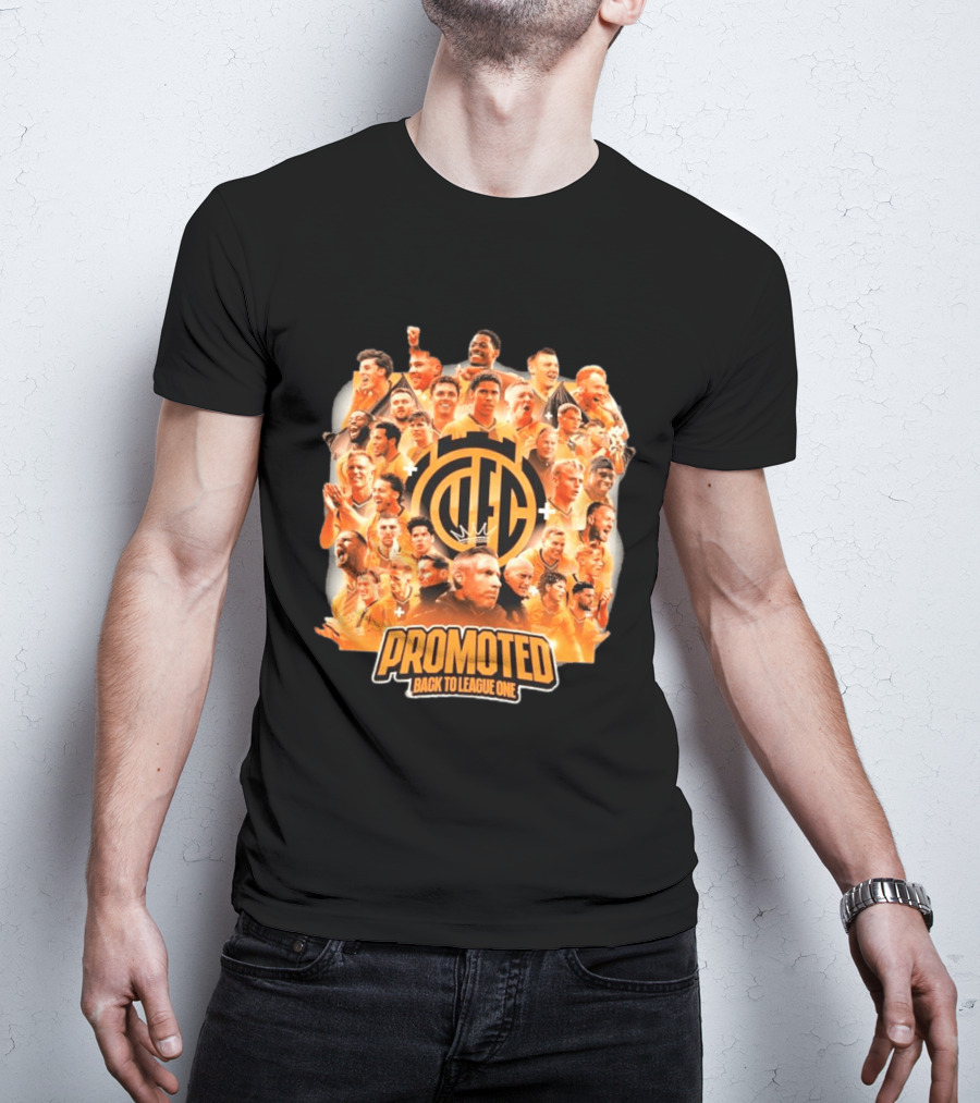 Cambridge United FC Promoted Back To League One 2026 Team Celebration Montage T-Shirt