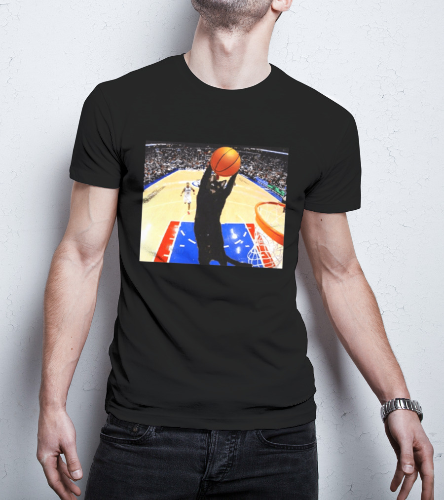 Jarrett Allen Cat Dunking Basketball On Court T-Shirt