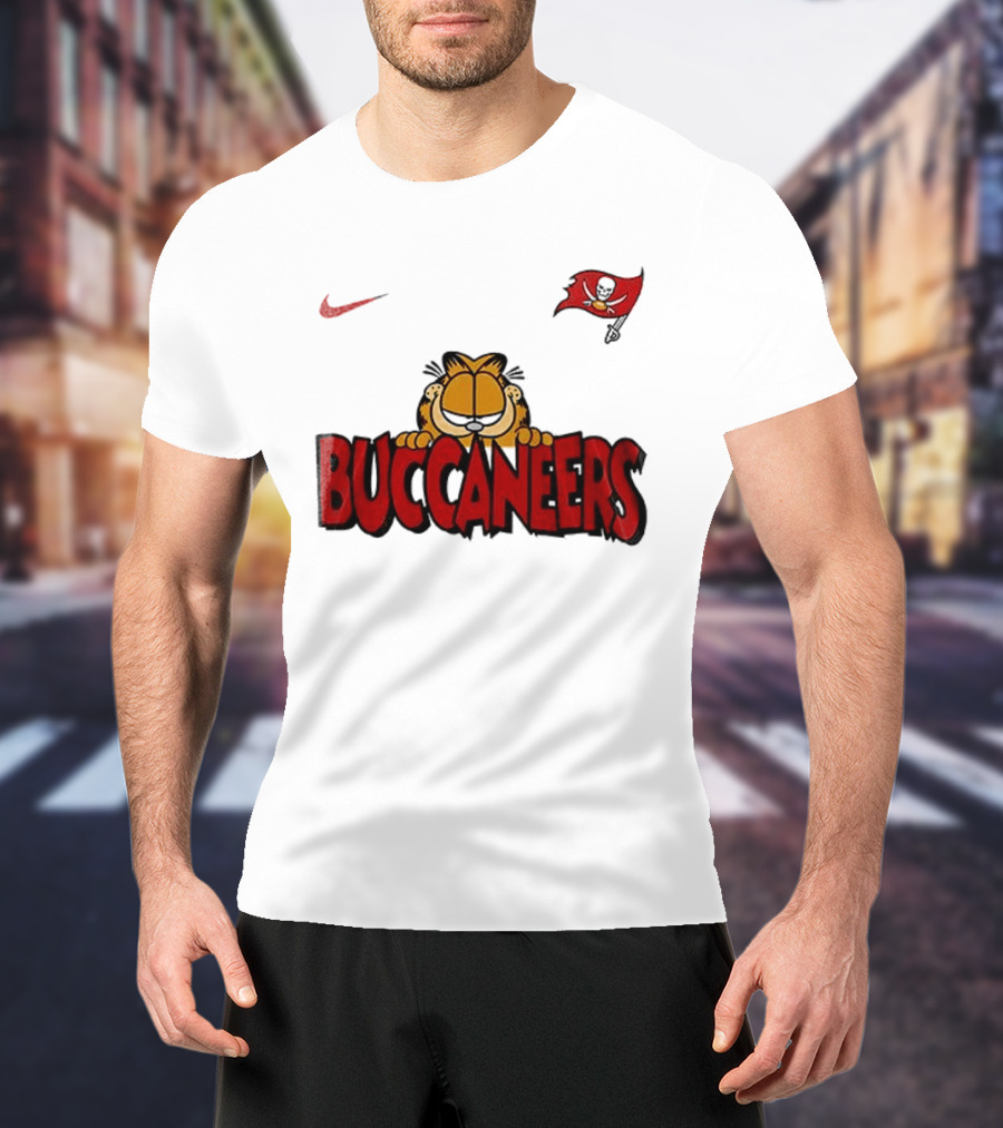 Nike Tampa Bay Buccaneers Garfield Football Fan Art NFL T-Shirt