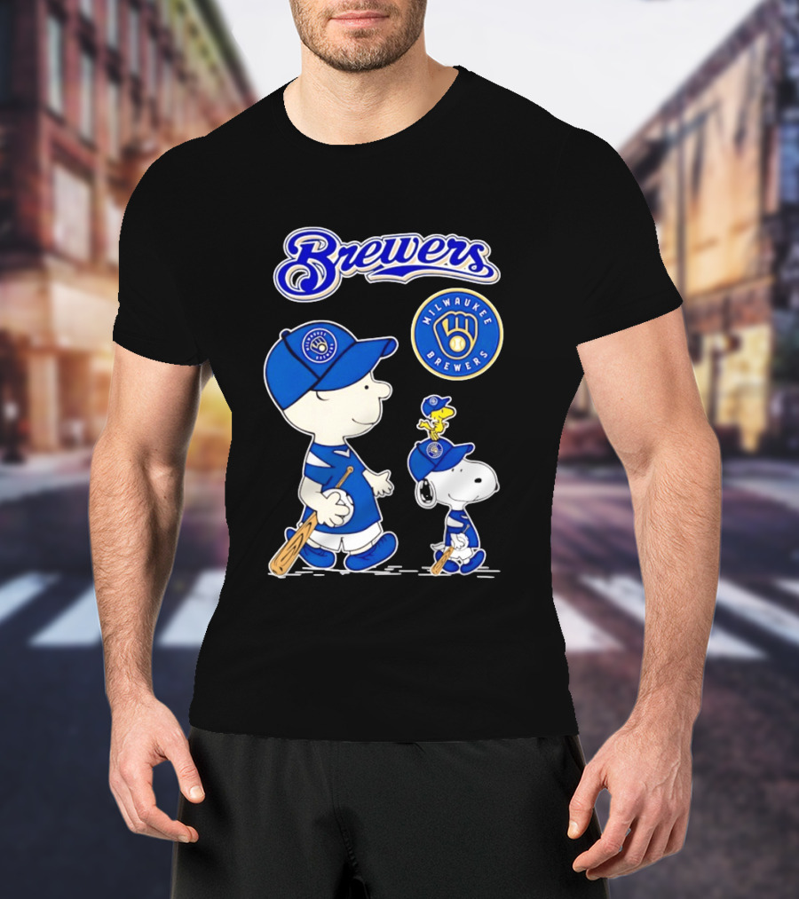 Brewers Charlie Brown Snoopy Woodstock Milwaukee Brewers T-Shirt