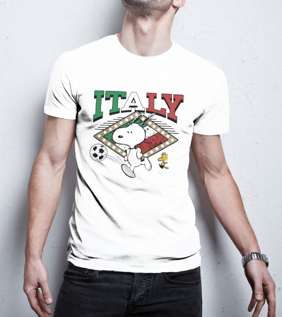 Italy Snoopy Woodstock Peanuts Soccer Team T-Shirt