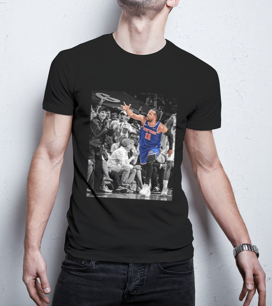 Jalen Brunson New York Knicks Basketball Player Number 11 Action In Game T-Shirt