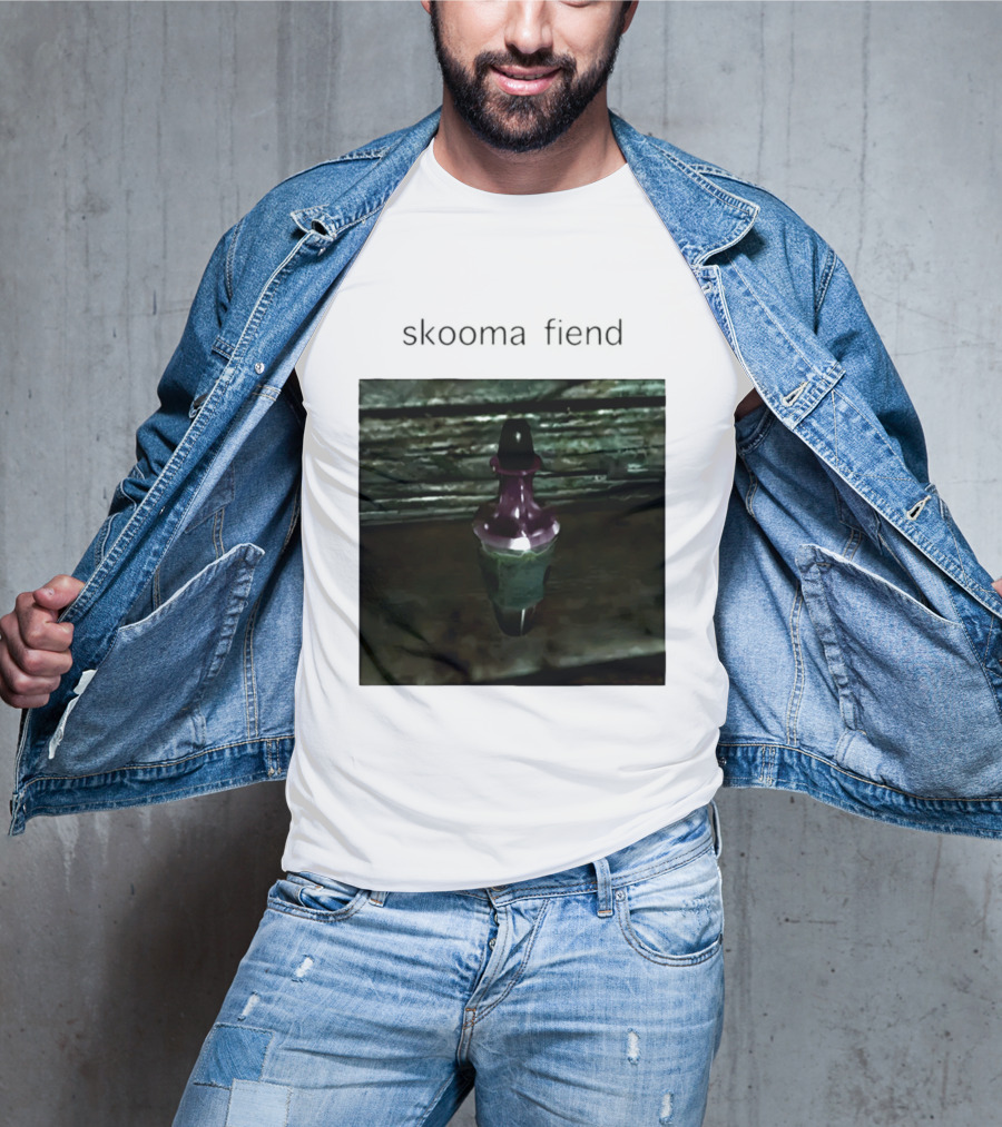 Skooma Fiend Skyrim Potion Character Reference T-Shirt