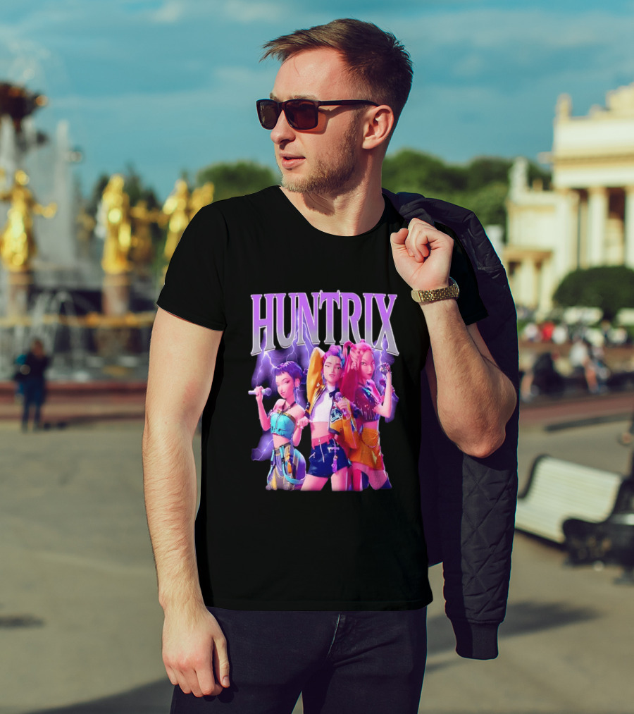 Huntrix Kpop Band Cartoon Characters With Microphones T-Shirt