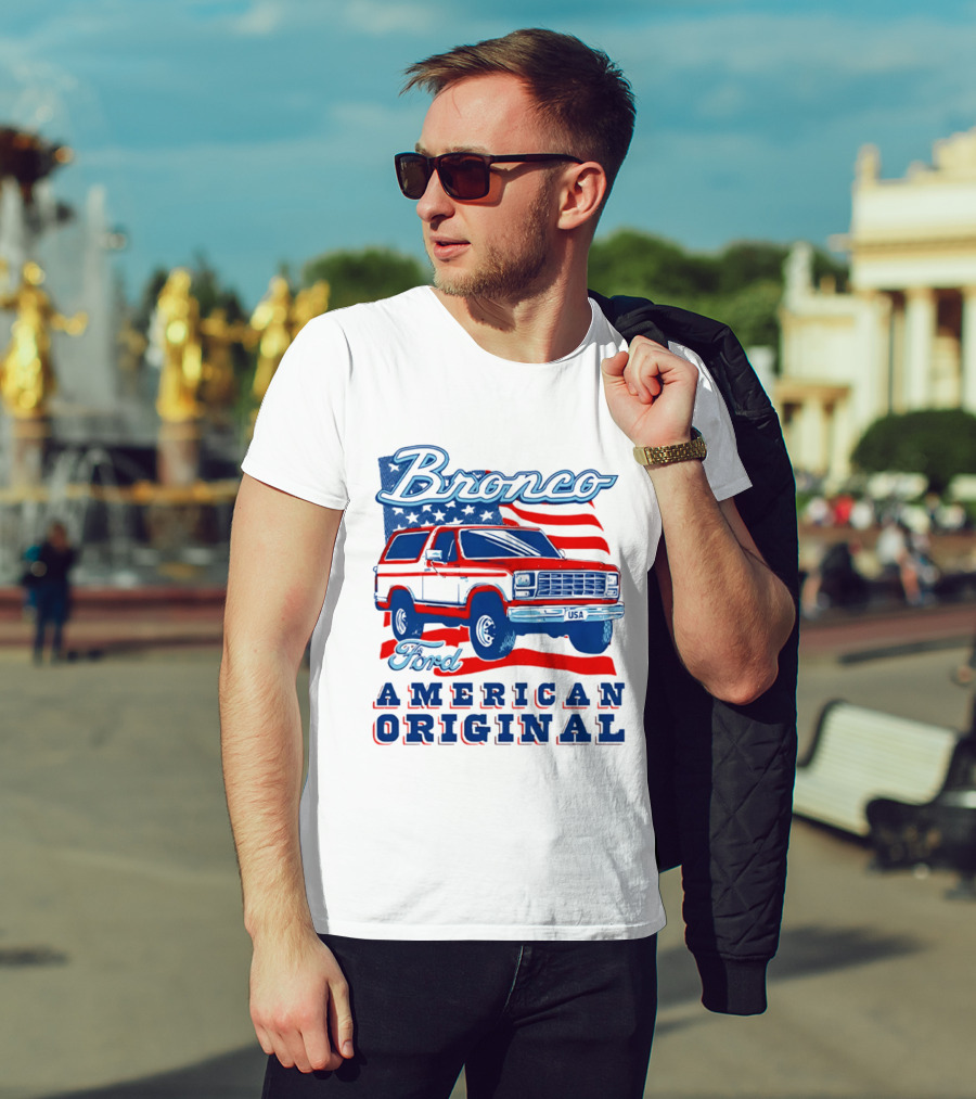 Bronco Ford American Original Vintage Truck Classic Stars And Stripes T-Shirt