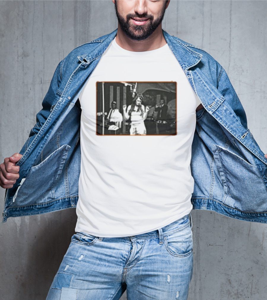 Sienna Spiro Visitor Studio Retro Black And White Music Scene T-Shirt
