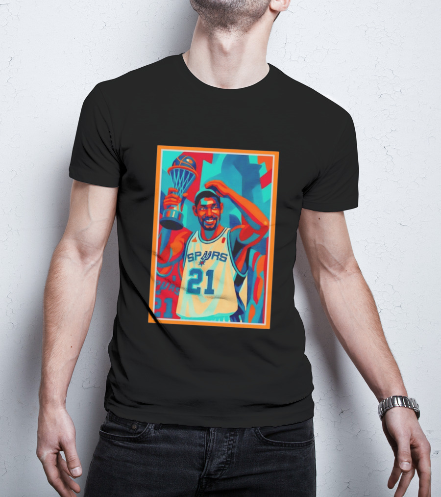 Tim Duncan San Antonio Spurs 21 Holding Trophy Victory Celebration T-Shirt