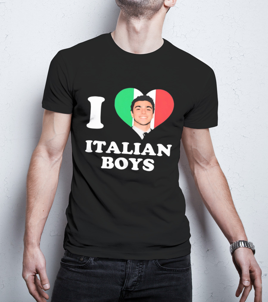 I Love Italian Boys Luigi Mangione Heart Flag T-Shirt