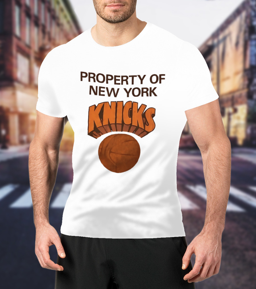 New York Knicks Basketball Property T-Shirt