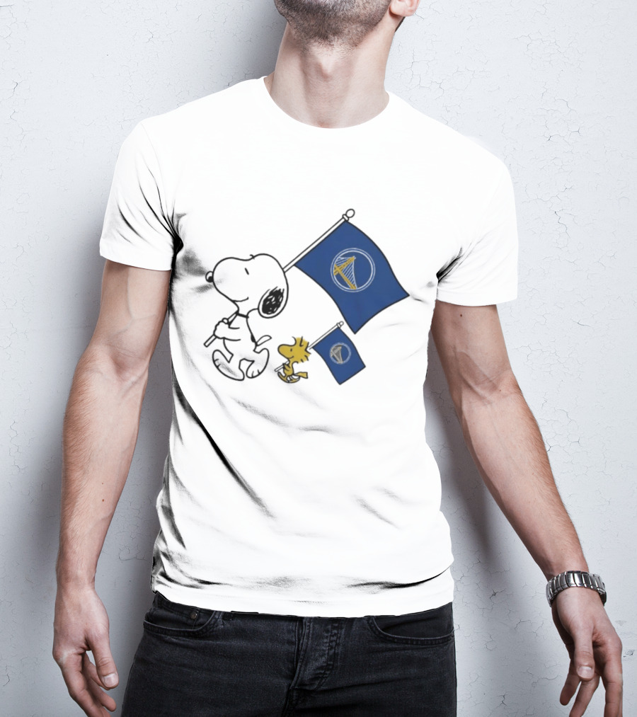 Golden State Warriors Snoopy Woodstock Flag Peanuts Comic Basketball Collaboration T-Shirt