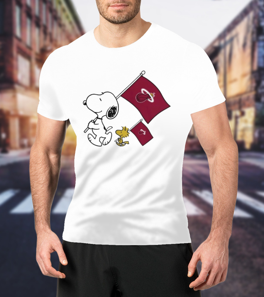 Miami Heat Snoopy Woodstock Miami Heat Flags T-Shirt