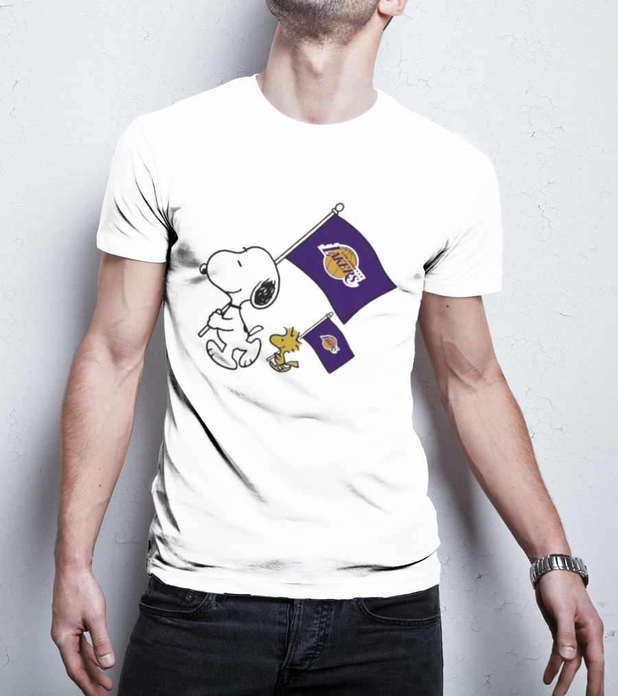 Los Angeles Lakers Snoopy And Woodstock Holding Team Flags T-Shirt