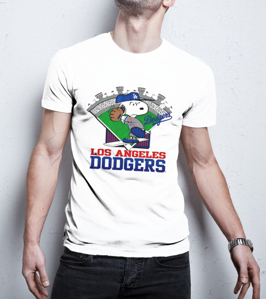Los Angeles Dodgers Snoopy Peanuts Baseball Swing Stadium T-Shirt