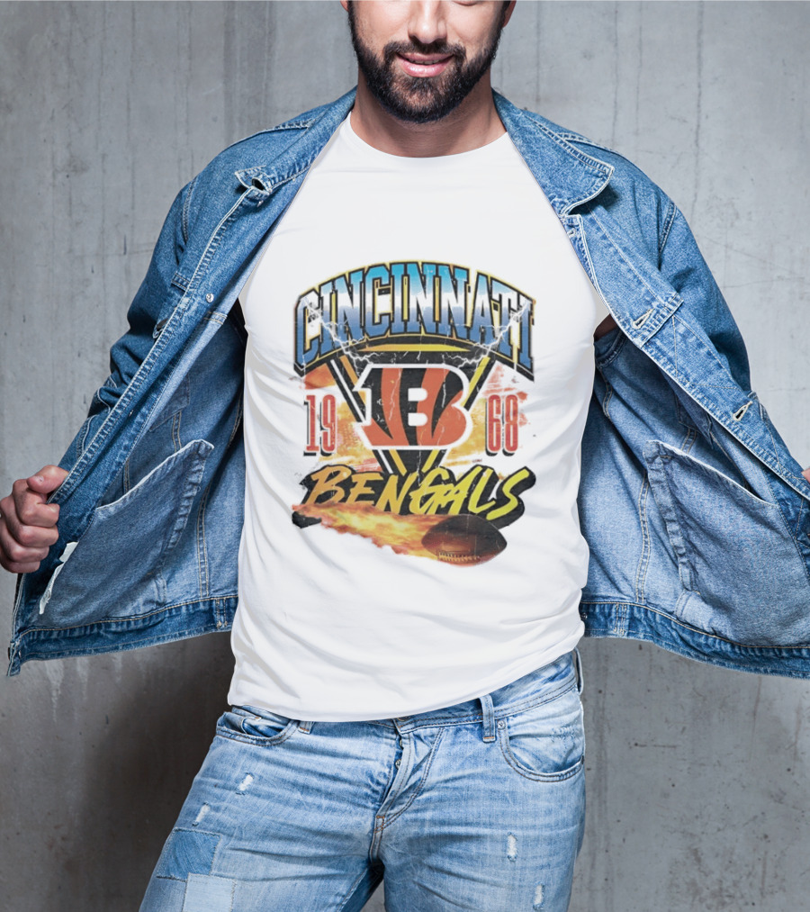 Cincinnati Bengals 1968 Flaming Football Vintage NFL T-Shirt