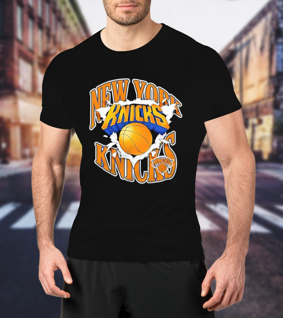 New York Knicks Bursting Basketball Knicks T-Shirt