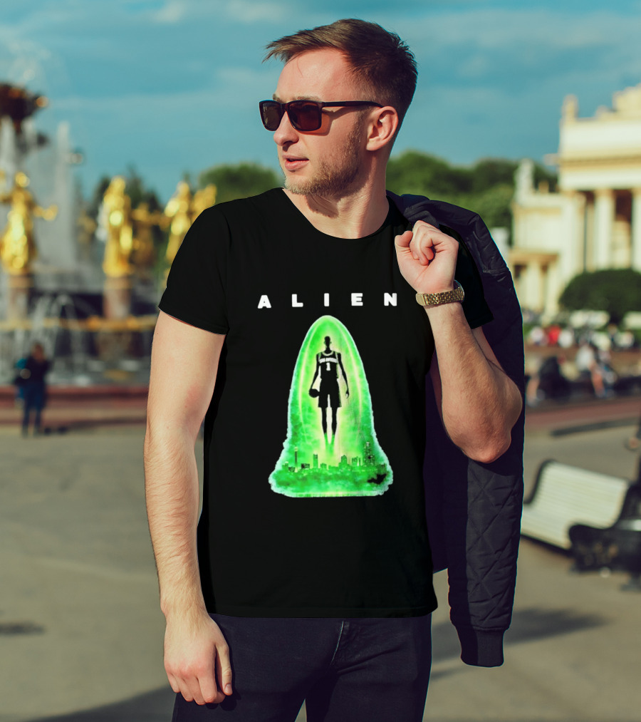 Alien Wemby San Antonio Alien Basketball Cityscape T-Shirt