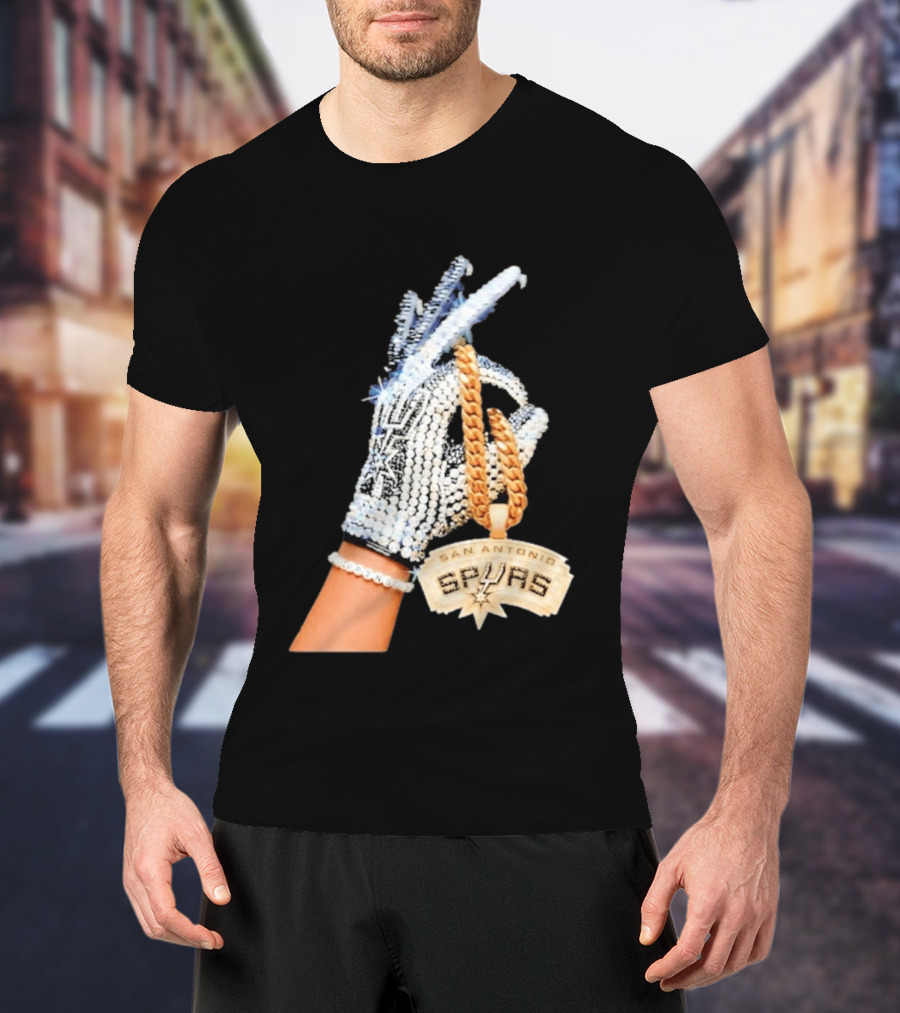 San Antonio Spurs Diamond Gold Glove And Pendant T-Shirt
