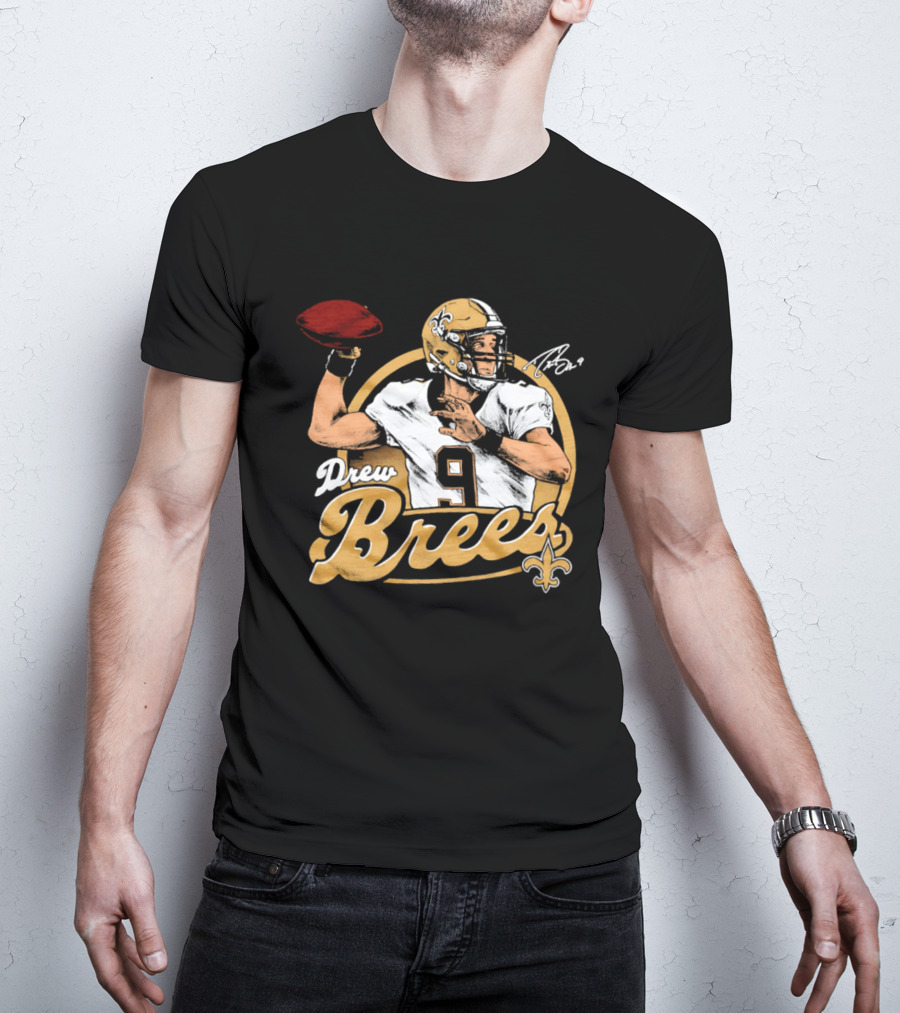 Drew Brees New Orleans Saints Quarterback Number 9 Classic Sports Fan Collector's Item T-Shirt