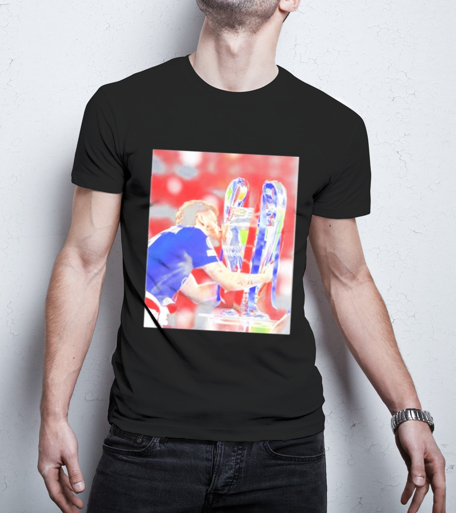 Khvicha Kvaratskhelia PSG UEFA Champions League Trophy Celebration T-Shirt