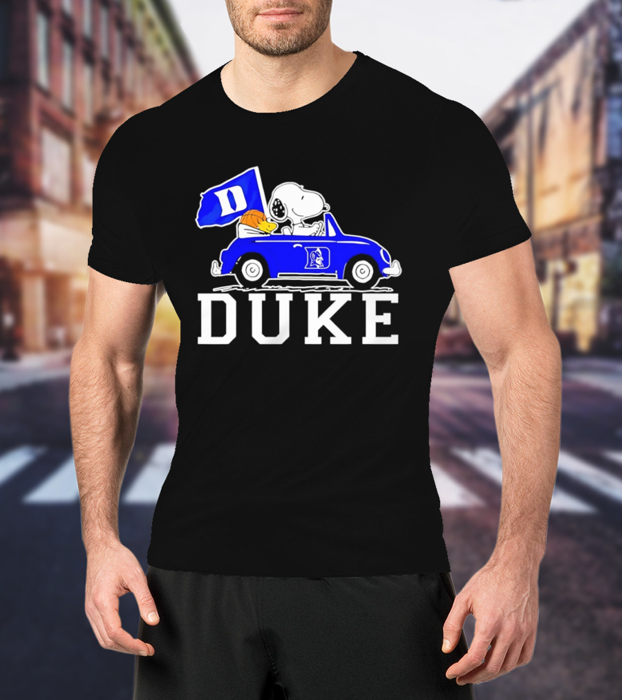 Snoopy And Woodstock Driving Duke Blue Car With Duke Blue Devils Flag T-Shirt