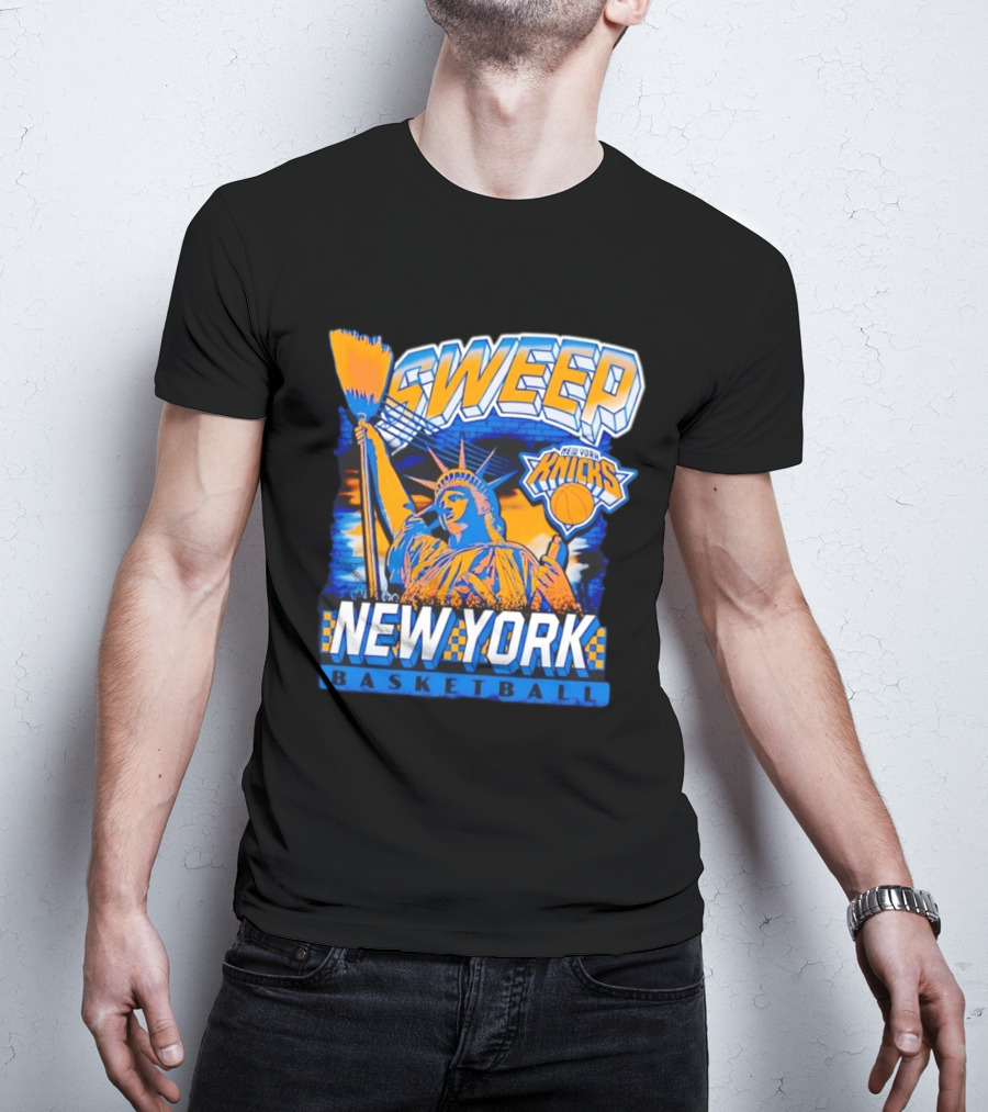 Sweep New York Knicks Basketball Statue Of Liberty T-Shirt