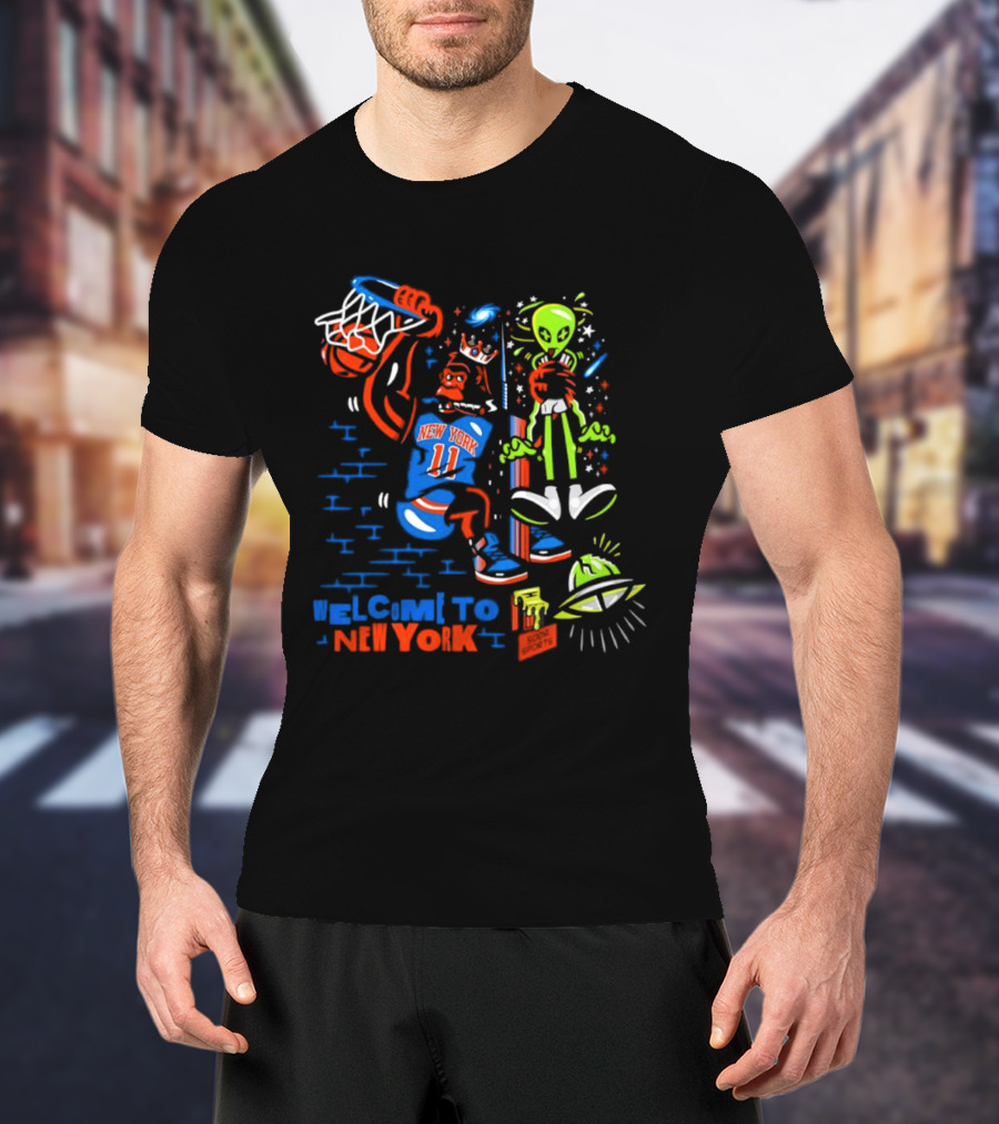 New York Knicks Gorilla Dunking With Alien Welcome To New York T-Shirt