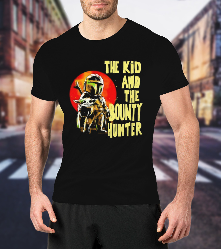 The Kid And The Bounty Hunter Grogu Din Djarin Star Wars Mandalorian Red Circle T-Shirt