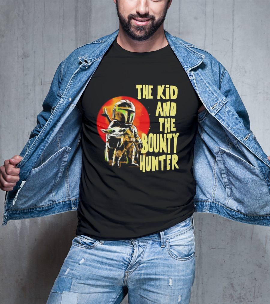 The Kid And The Bounty Hunter Grogu Din Djarin Star Wars Mandalorian Red Circle T-Shirt