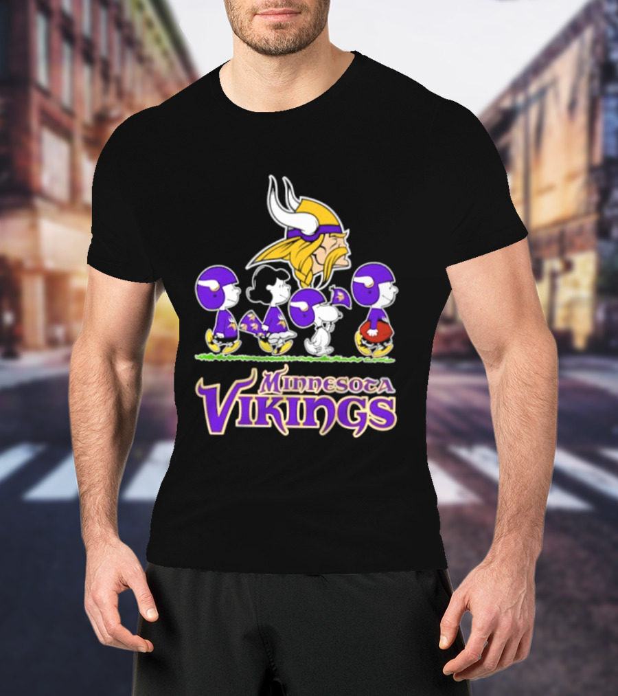 Peanuts Snoopy Minnesota Vikings Characters NFL Team Collaboration T-Shirt