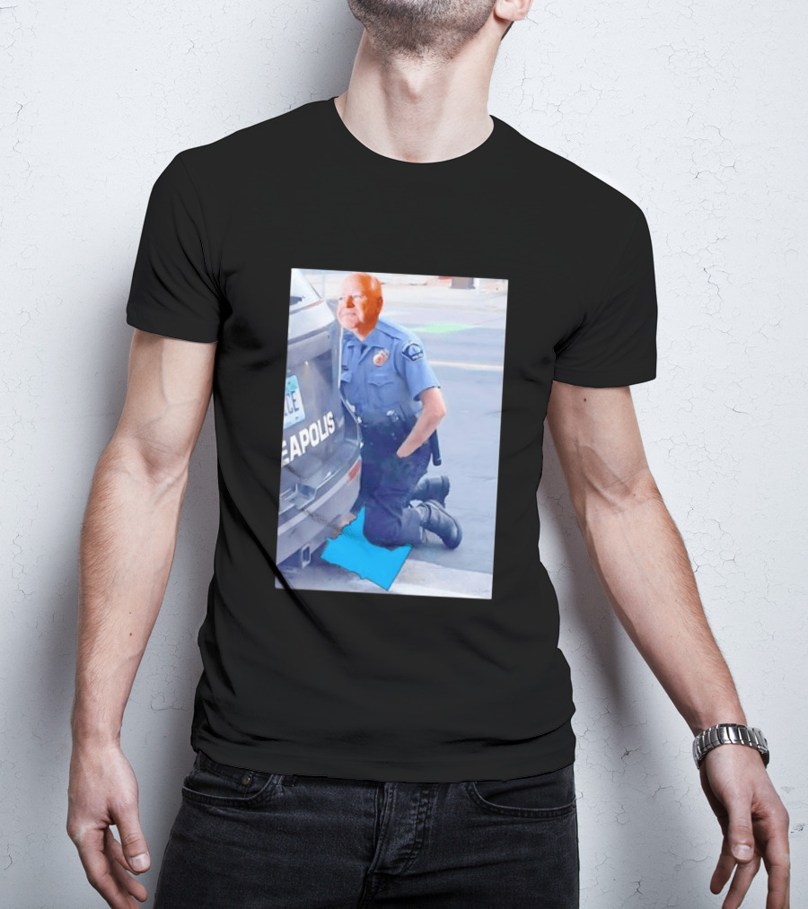 Tim Walz Minneapolis Police Meme With Minnesota State Reference T-Shirt
