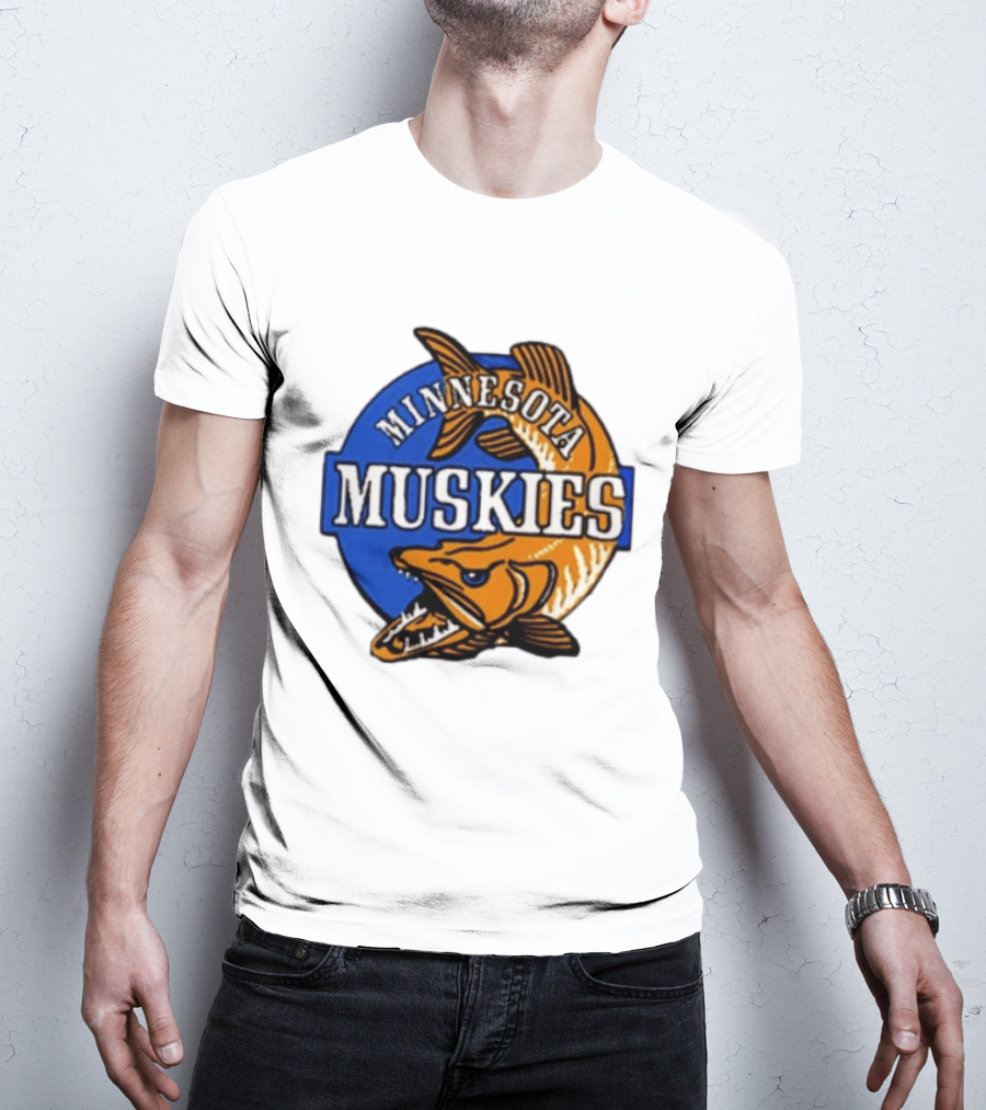 Minnesota Muskies Fishing Muskie T-Shirt
