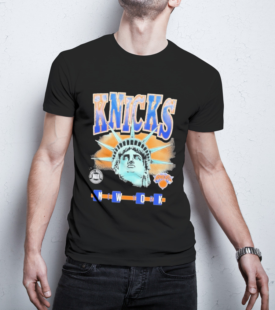 Knicks NBA N W O K Statue Liberty T-Shirt
