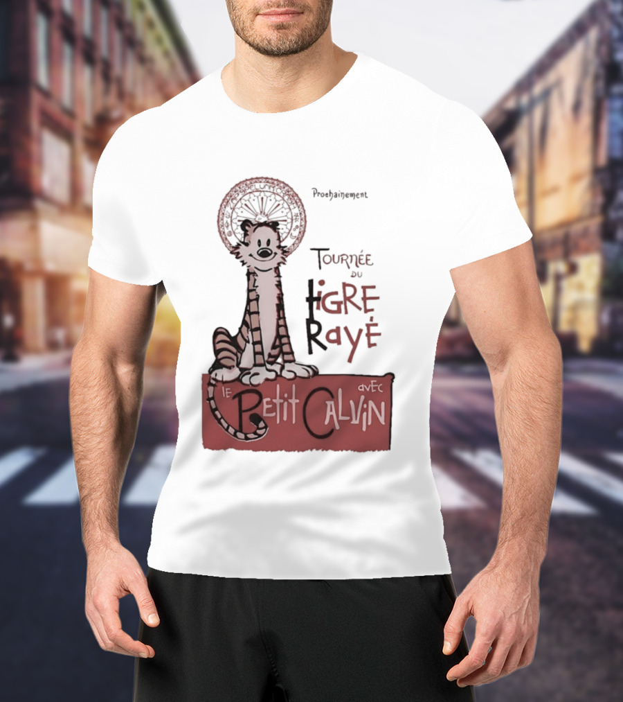 Tournée Du Tigre Raye Le Petit Calvin Avec Hobbes T-Shirt