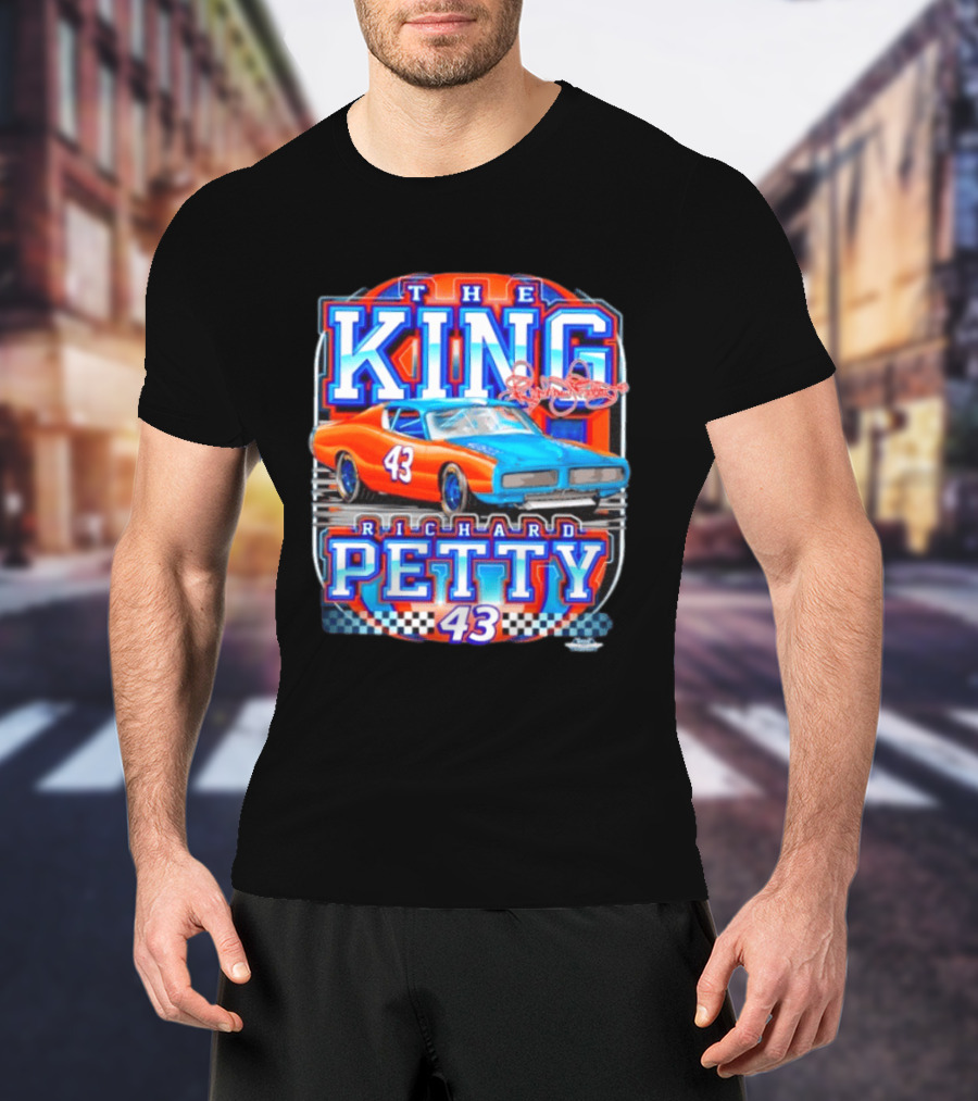 Richard Petty The King No 43 NASCAR Racing Car Checkered Flag T-Shirt