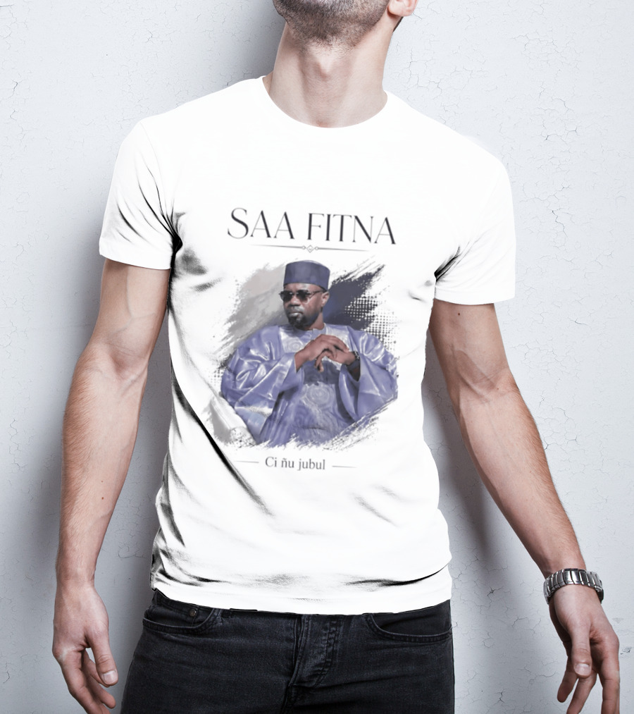 Saa Fitna Ci Nu Jubul Senegal Politics Blue Robe Man T-Shirt