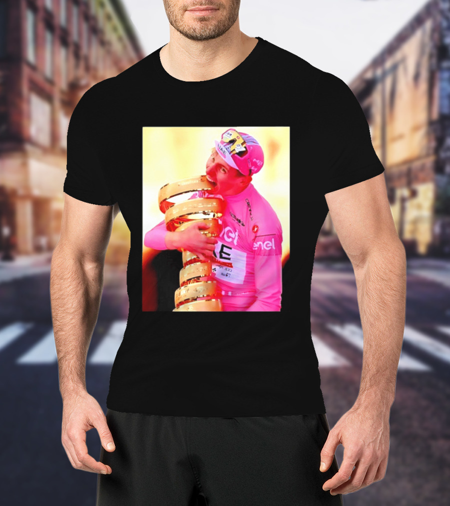 Tadej Pogacar 2024 Giro D'Italia Trophy Celebration In Pink Jersey T-Shirt