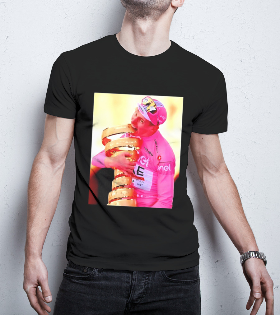 Tadej Pogacar 2024 Giro D'Italia Trophy Celebration In Pink Jersey T-Shirt