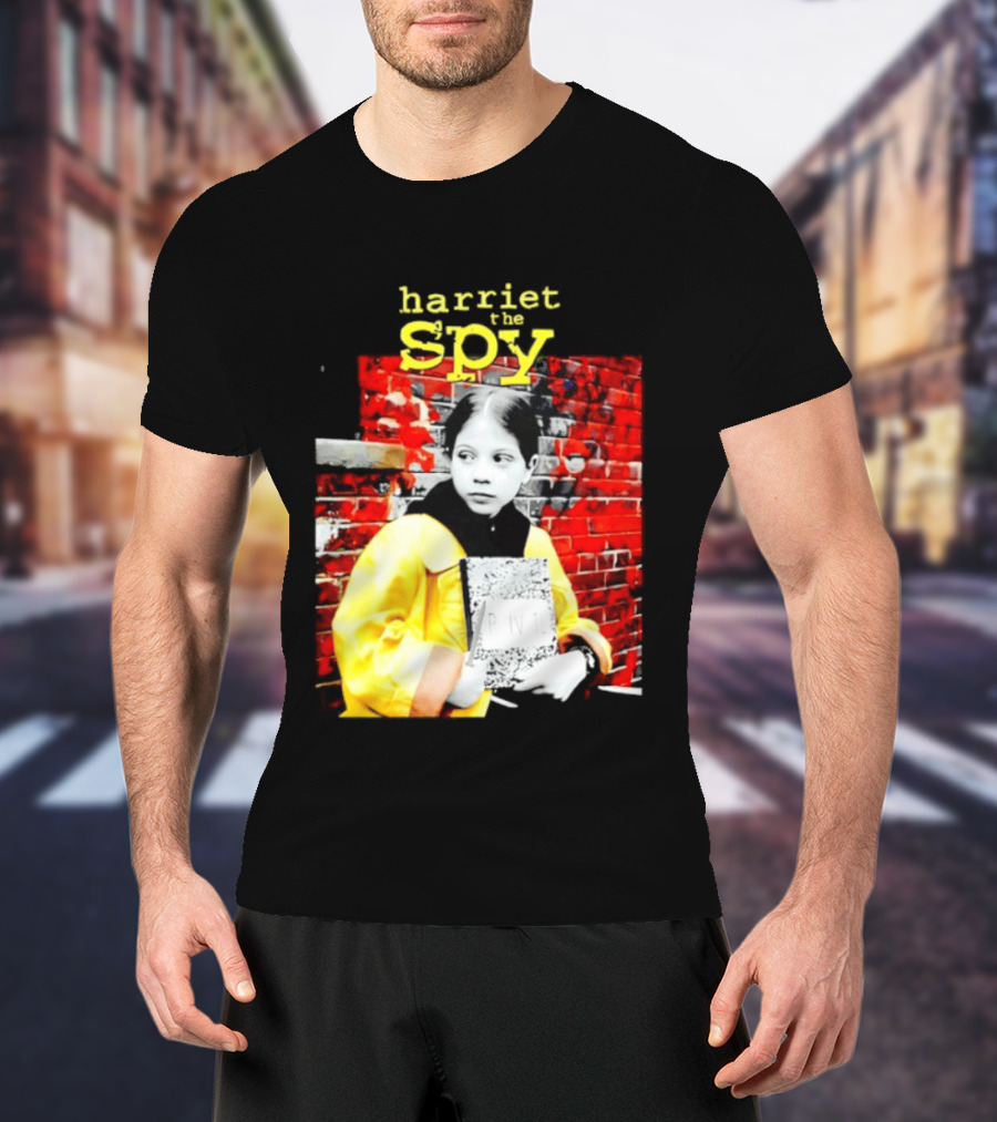 Harriet The Spy Michelle Trachtenberg Classic Yellow Raincoat Notepad T-Shirt