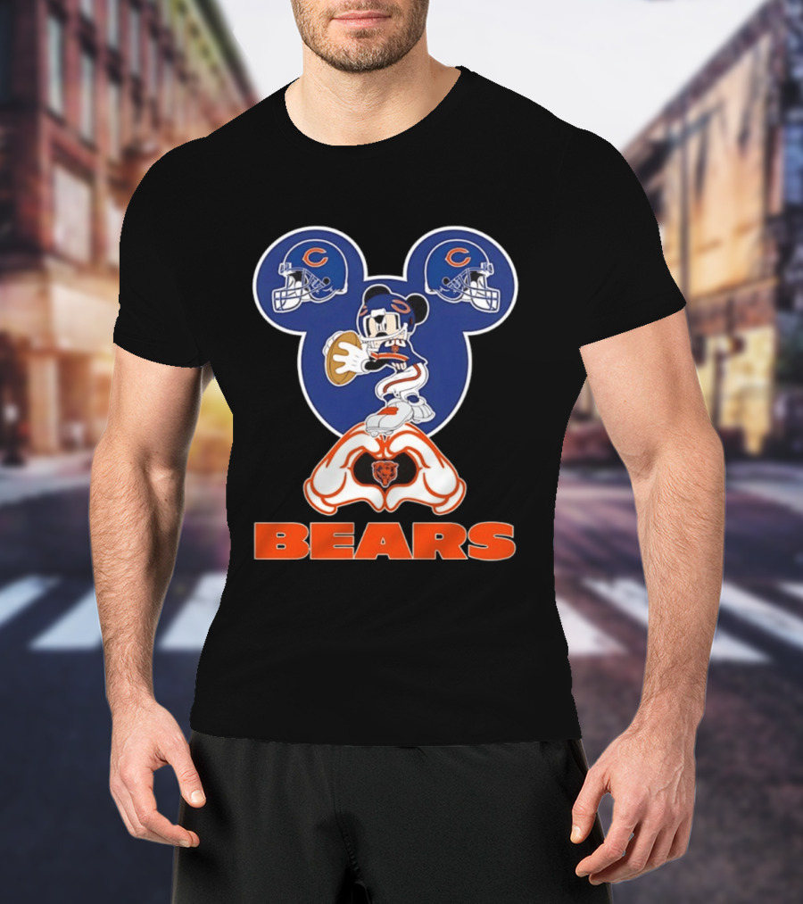 Mickey Mouse Chicago Bears Football Collaboration Bears T-Shirt