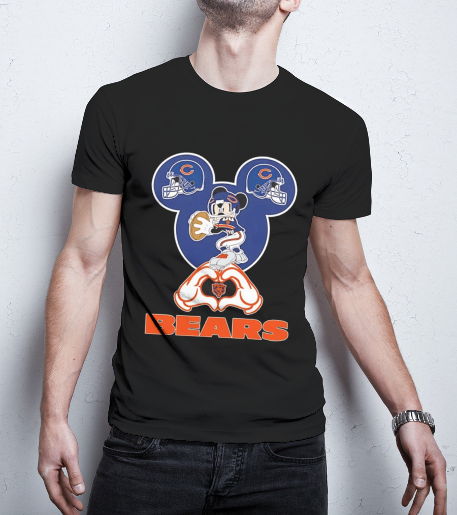 Mickey Mouse Chicago Bears Football Collaboration Bears T-Shirt