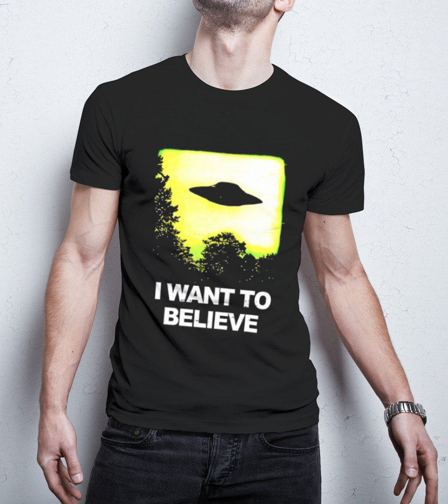 Alien I Want To Believe UFO Silhouette Paranormal Activity The Truth Is Out There T-Shirt
