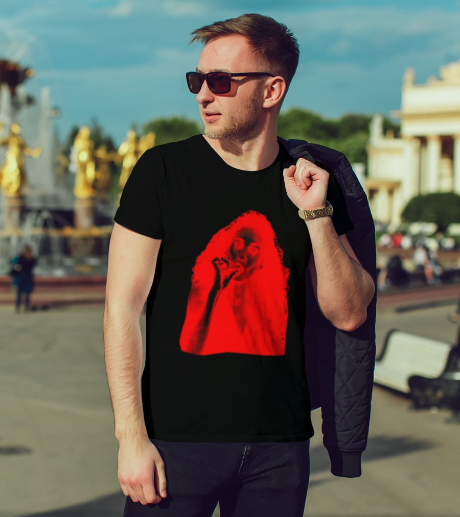 Carrie Smoking Stephen King Horror Movie T-Shirt