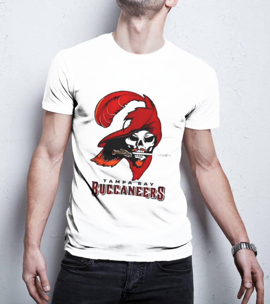 Rueben Bain Jr Tampa Bay Buccaneers 2026 Fire The Cannons Football Skeleton Pirate Flag T-Shirt