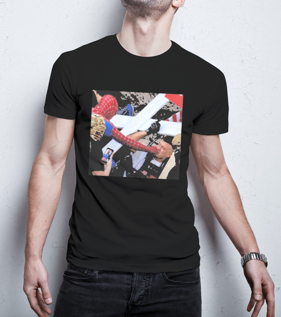 Minneapolis Spiderman Punching Police Protest Scene T-Shirt