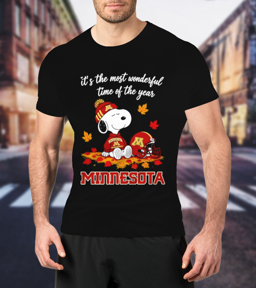 Minnesota Golden Gophers Snoopy Fall Autumn Leaves It's The Most Wonderful Time Of The Year T-Shirt