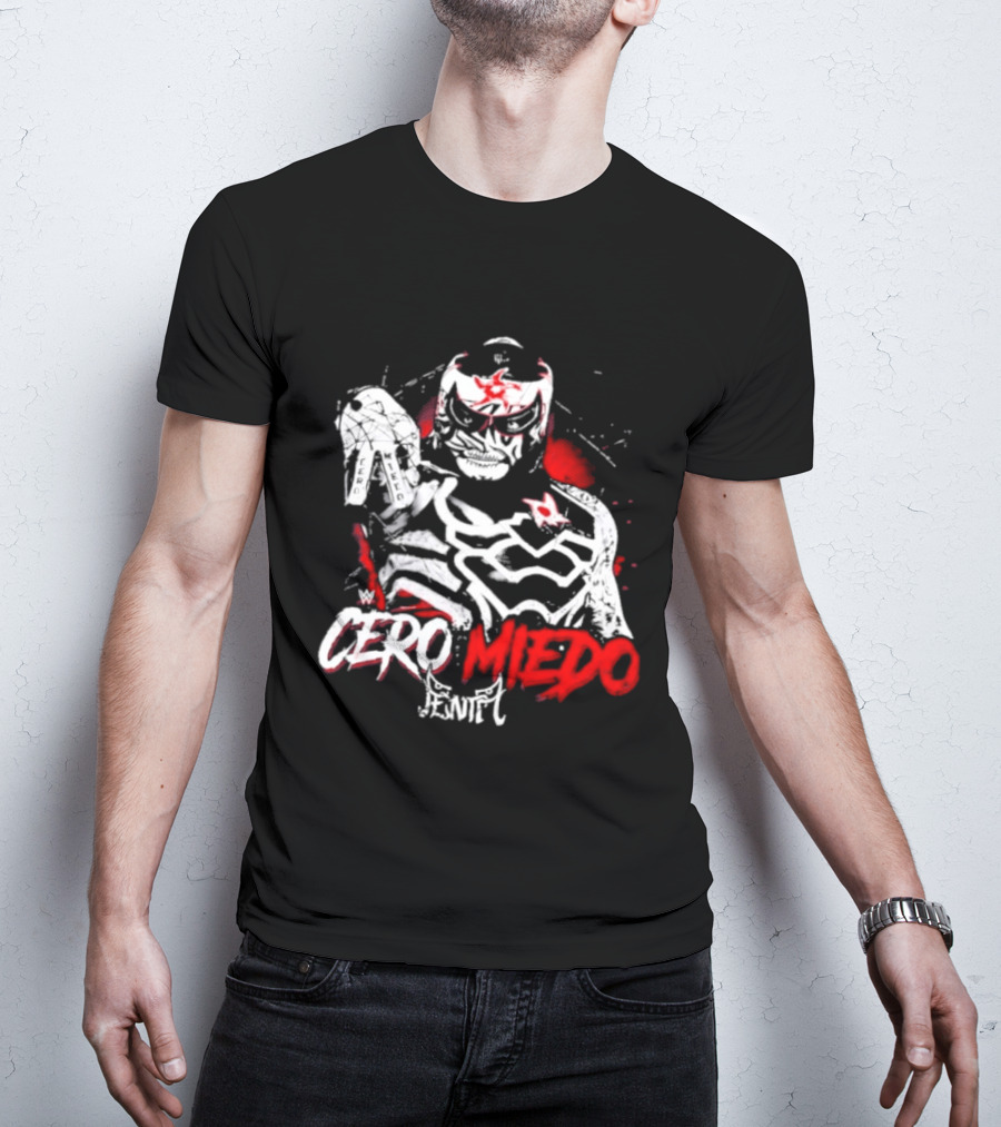 Cero Miedo Penta Hand Sign WWE Photo T-Shirt